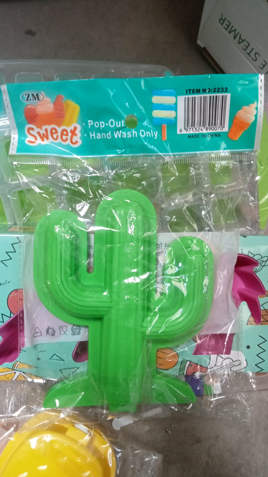 Cactus Shape sicle Molds - Durable Silicone Ice Cream Mould, DIY Ice  Kitchen Tool Cactus Shape sicle Molds - Durable Silicone Ice Cream Mould, DIY Ice  Kitchen Tool